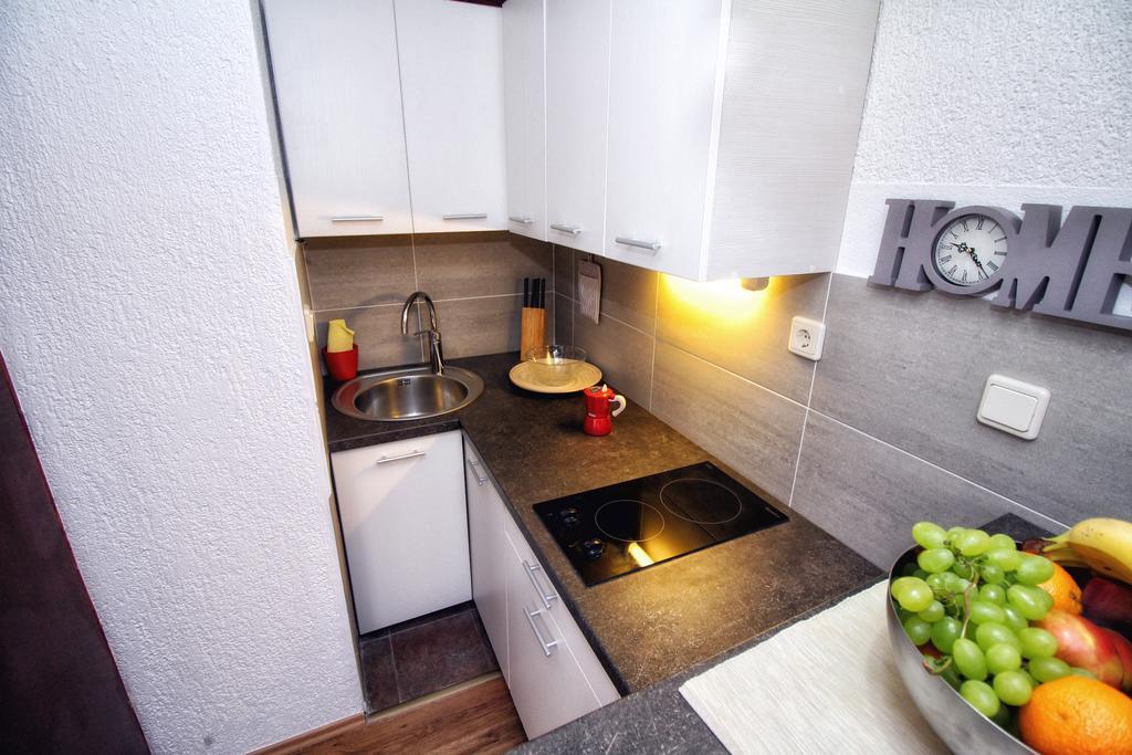 Apartments Nevija Rovinj Bagian luar foto
